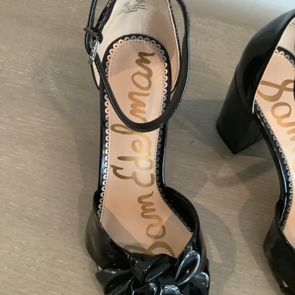 Sam Edelman ankle strap, block heel, sandal - Picture 5 of 9